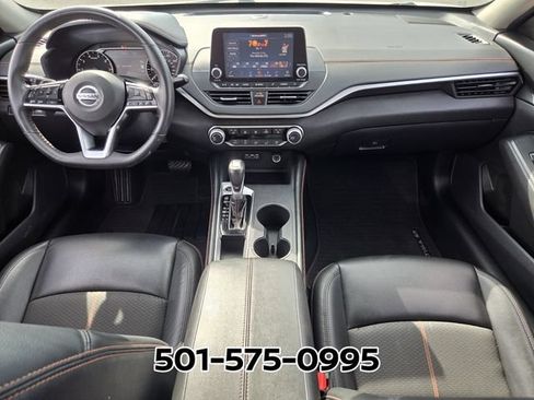 Used 2021 Nissan Altima 2.5 SR w/ SR Premium Package FWD image 14