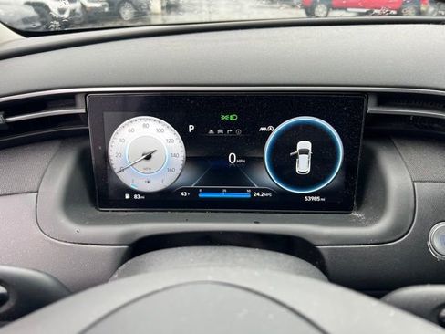 Used 2022 Hyundai Tucson Limited image 16