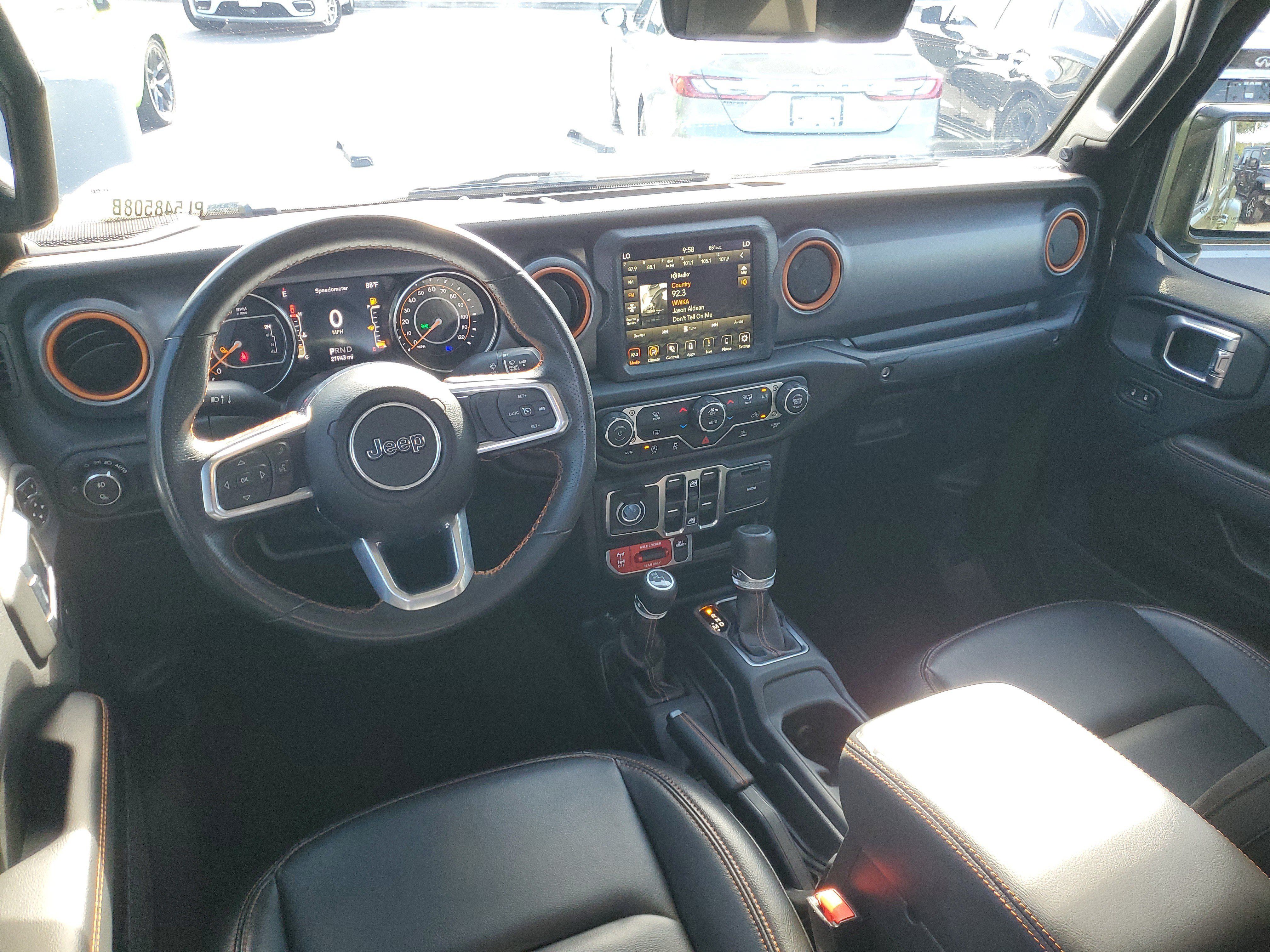 Used 2023 Jeep Gladiator Mojave w/ LED Lighting Group AWD/4WD image 10