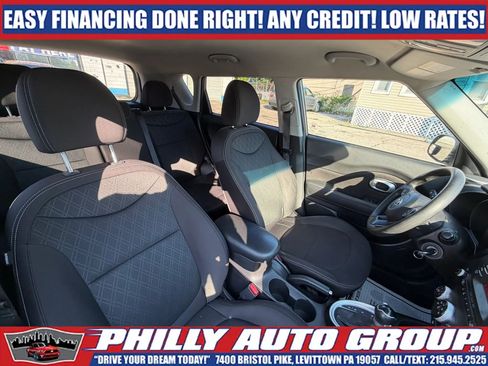 Used 2016 Kia Soul FWD image 15