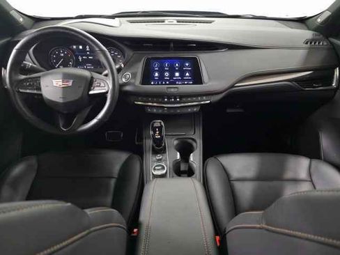 Certified 2022 Cadillac XT4 Sport image 18