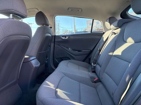 Used 2021 Hyundai Ioniq SE image 23