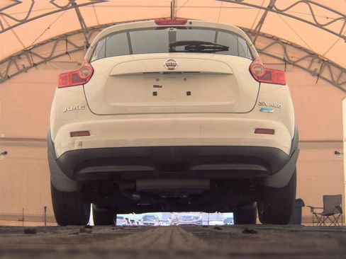 Used 2012 Nissan Juke SV AWD/4WD image 7