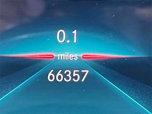 Used 2022 Mercedes-Benz GLB 250 GLB 250 w/ AMG Line image 27