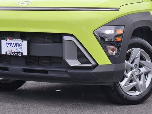 Used 2024 Hyundai Kona SE AWD/4WD image 11