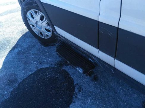 Used 2023 Ford Transit 350 XL image 21