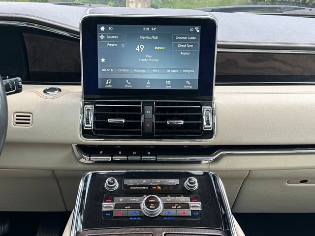 Used 2018 Lincoln Navigator Reserve w/ Technology Package AWD/4WD image 15