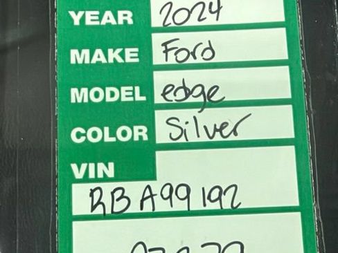 Used 2024 Ford Edge SEL AWD/4WD image 26
