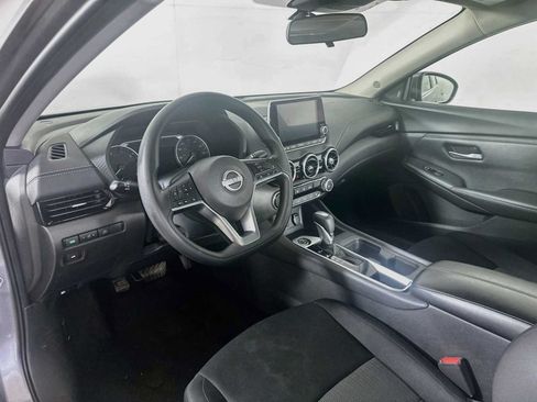 Used 2024 Nissan Sentra SV FWD image 7