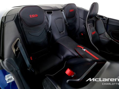 Used 2023 Aston Martin DBS Superleggera Volante image 23