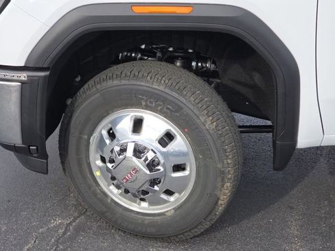 New 2026 GMC Sierra 3500 SLE w/ SLE Value Package AWD/4WD image 24