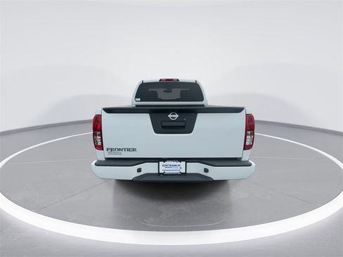 Used 2019 Nissan Frontier S image 7