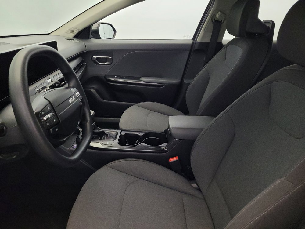 Used 2025 Kia K4 FWD image 17