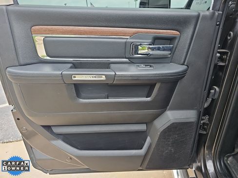 Used 2018 RAM 2500 Laramie w/ Convenience Group AWD/4WD image 29