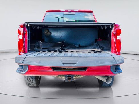 Used 2024 Chevrolet Silverado 3500 High Country w/ High Country Premium Package AWD/4WD image 10