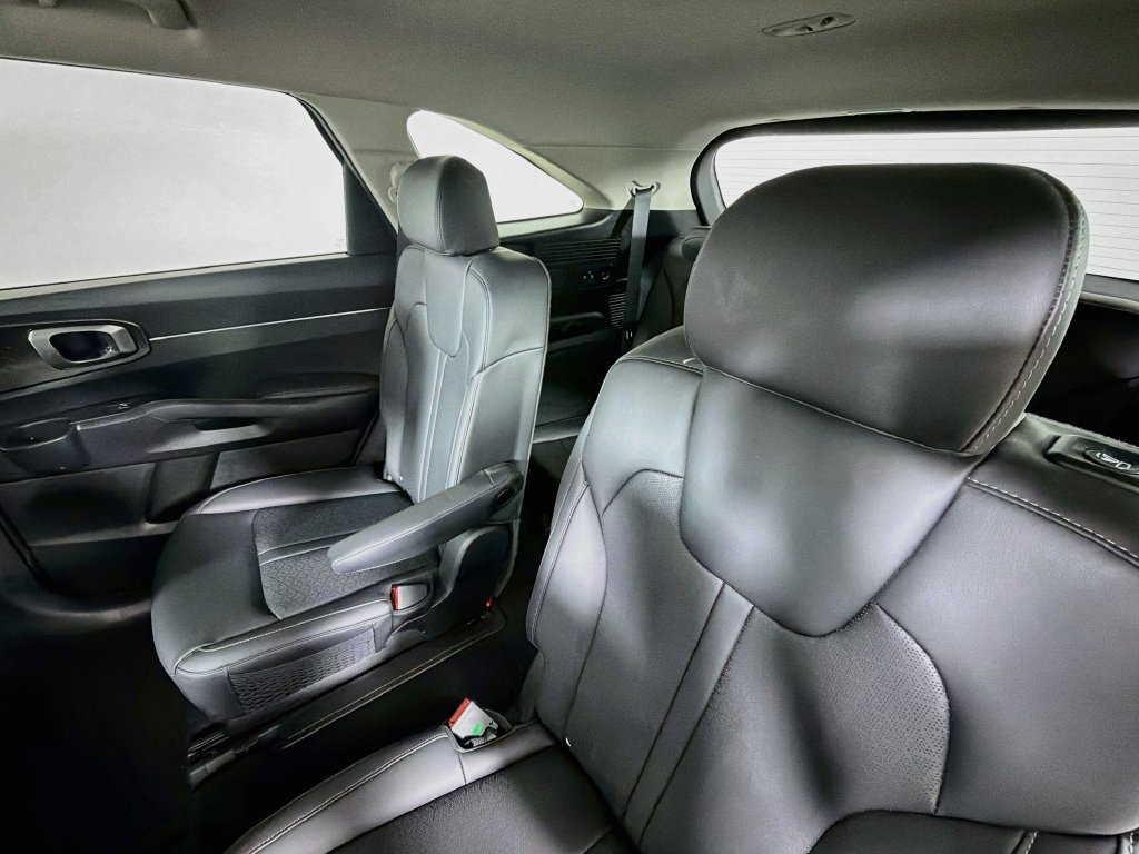 Certified 2023 Kia Sorento EX AWD/4WD image 24