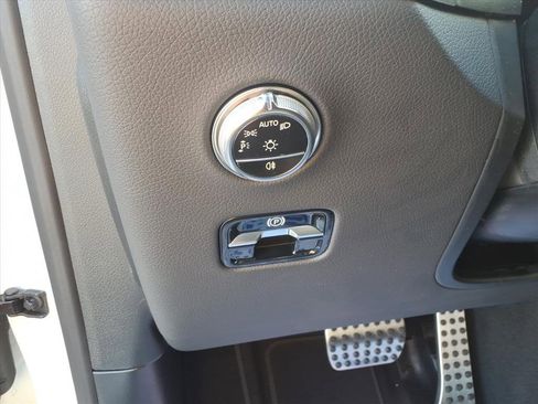 New 2026 Mercedes-Benz GLC 300 4MATIC image 17