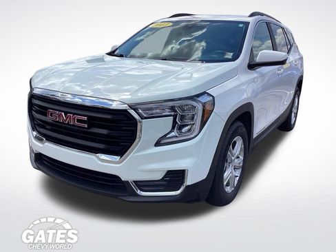 Used 2023 GMC Terrain SLE w/ Driver Convenience Package FWD image 5