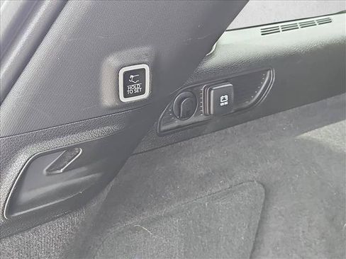 Used 2023 Jeep Grand Cherokee Trailhawk w/ Advanced Protech Group II AWD/4WD image 6