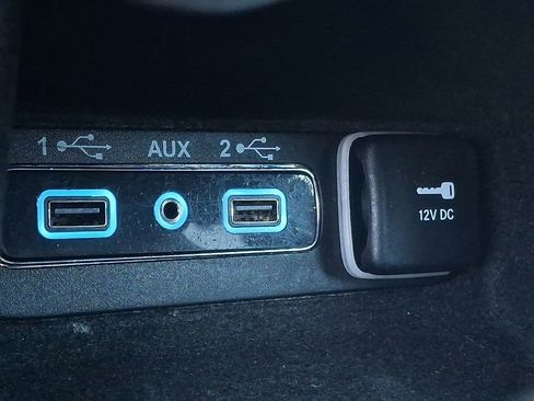 Used 2018 Jeep Grand Cherokee Altitude image 21