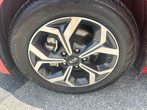Used 2019 Kia Forte LXS FWD image 27