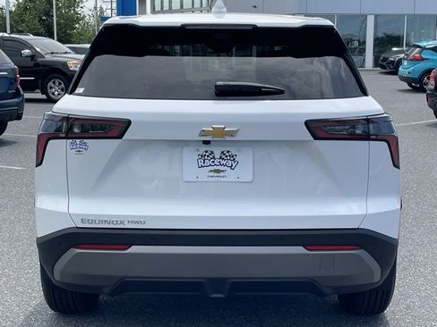New 2026 Chevrolet Equinox LT w/ Convenience Package II image 6