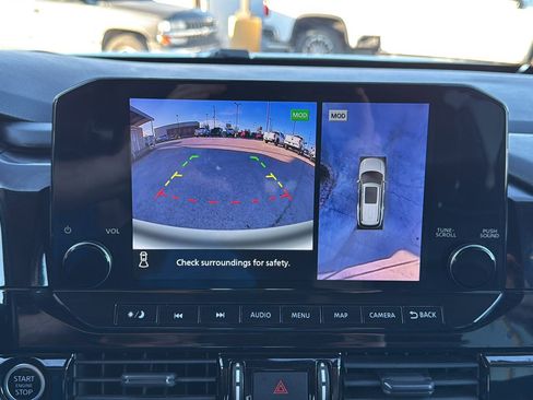 Used 2022 Nissan Pathfinder Platinum w/ Cargo Package image 23