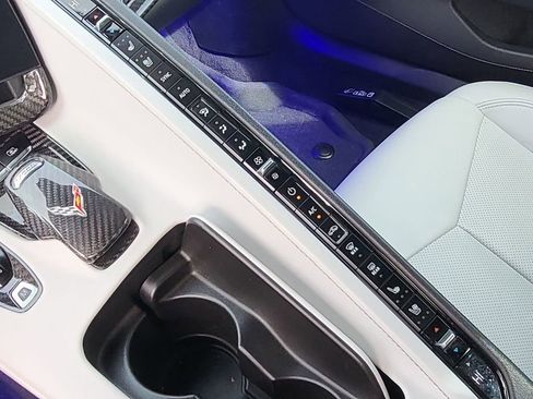 Used 2020 Chevrolet Corvette Stingray Preferred Conv w/ 2LT Preferred Equipment Group image 17