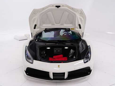 Used 2018 Ferrari 488 Spider RWD image 44