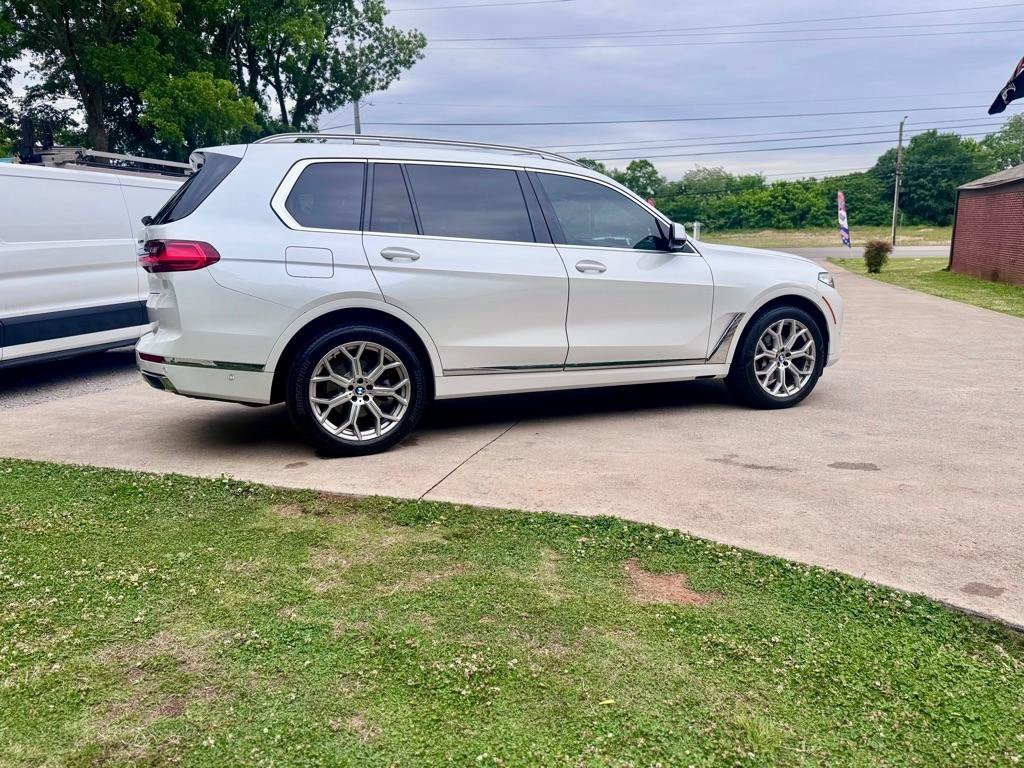 Used 2022 BMW X7 xDrive40i w/ Executive Package AWD/4WD image 26