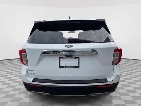 Used 2023 Ford Explorer XLT w/ Equipment Group 202A image 6