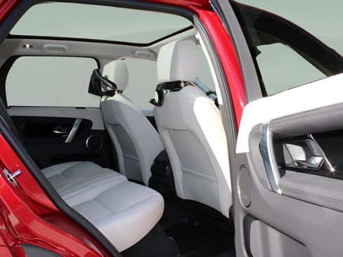 Certified 2025 Land Rover Discovery Sport S image 13