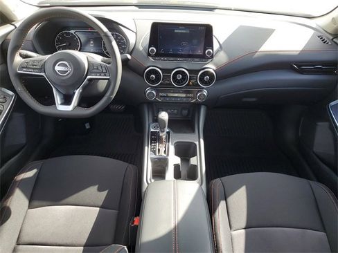New 2025 Nissan Sentra SR w/ Midnight Edition image 27