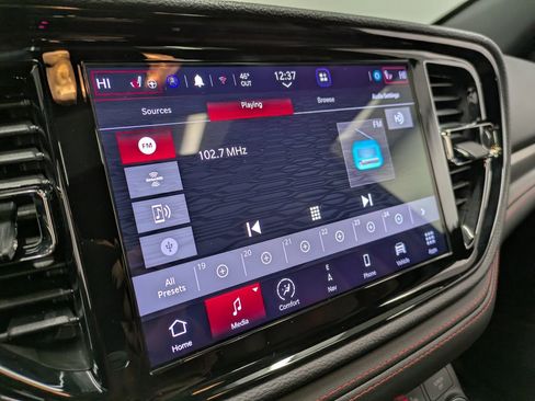 Used 2025 Dodge Durango GT image 11