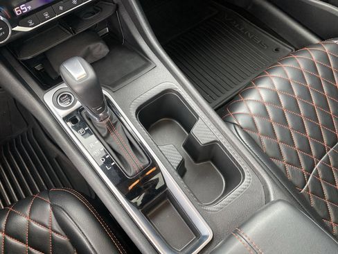 Used 2024 Nissan Sentra SR image 23