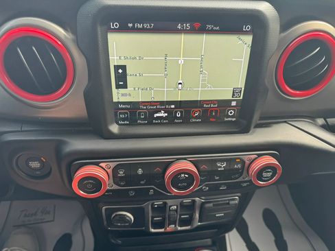 Used 2021 Jeep Gladiator Sport AWD/4WD image 7