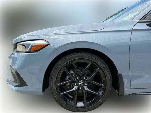 Used 2024 Honda Civic Sport image 4