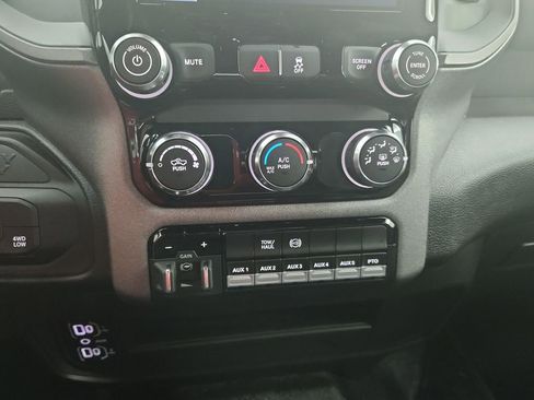 New 2026 RAM 5500 Tradesman w/ Chrome Appearance Group image 17