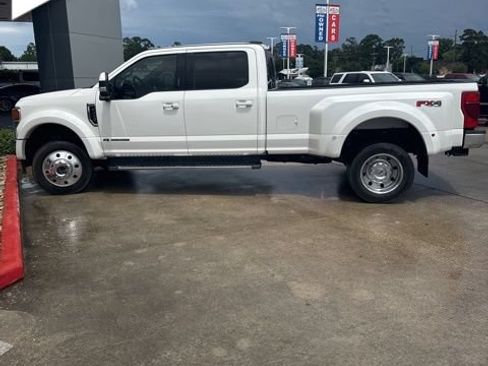 Certified 2020 Ford F450 Lariat w/ Lariat Ultimate Package AWD/4WD image 2