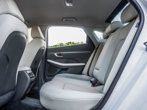 Certified 2025 Hyundai Sonata SEL FWD image 41