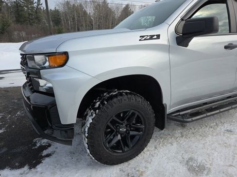 Used 2022 Chevrolet Silverado 1500 Custom Trail Boss w/ LPO, Dark Essentials Package image 32