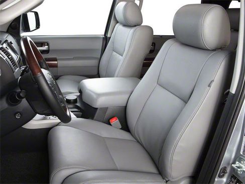 Used 2013 Toyota Sequoia Limited AWD/4WD image 11