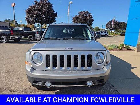 Used 2016 Jeep Patriot High Altitude AWD/4WD image 8
