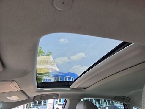 Used 2025 Honda Accord Touring image 17
