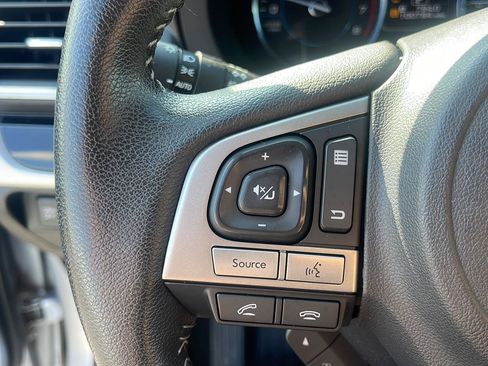 Used 2017 Subaru Forester 2.5i Touring w/ Popular Package #2 AWD/4WD image 20
