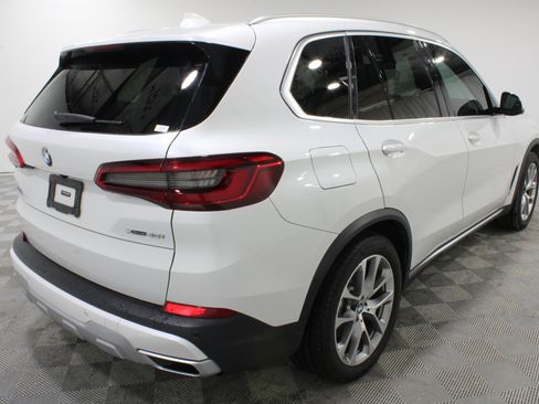 Used 2019 BMW X5 xDrive40i w/ Convenience Package AWD/4WD image 27