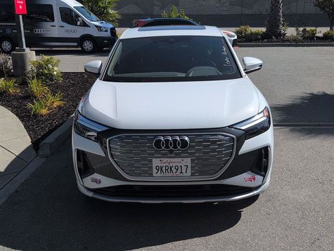 Used 2023 Audi Q4 e-tron Premium Plus AWD/4WD image 4