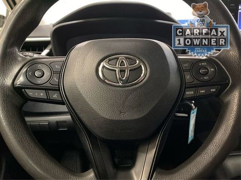 Used 2022 Toyota Corolla LE image 22