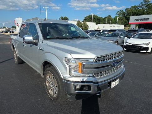 Used 2019 Ford F150 Lariat AWD/4WD image 3