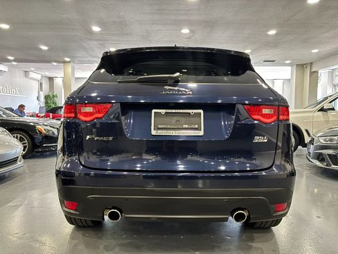 Used 2017 Jaguar F-PACE Prestige AWD/4WD image 6